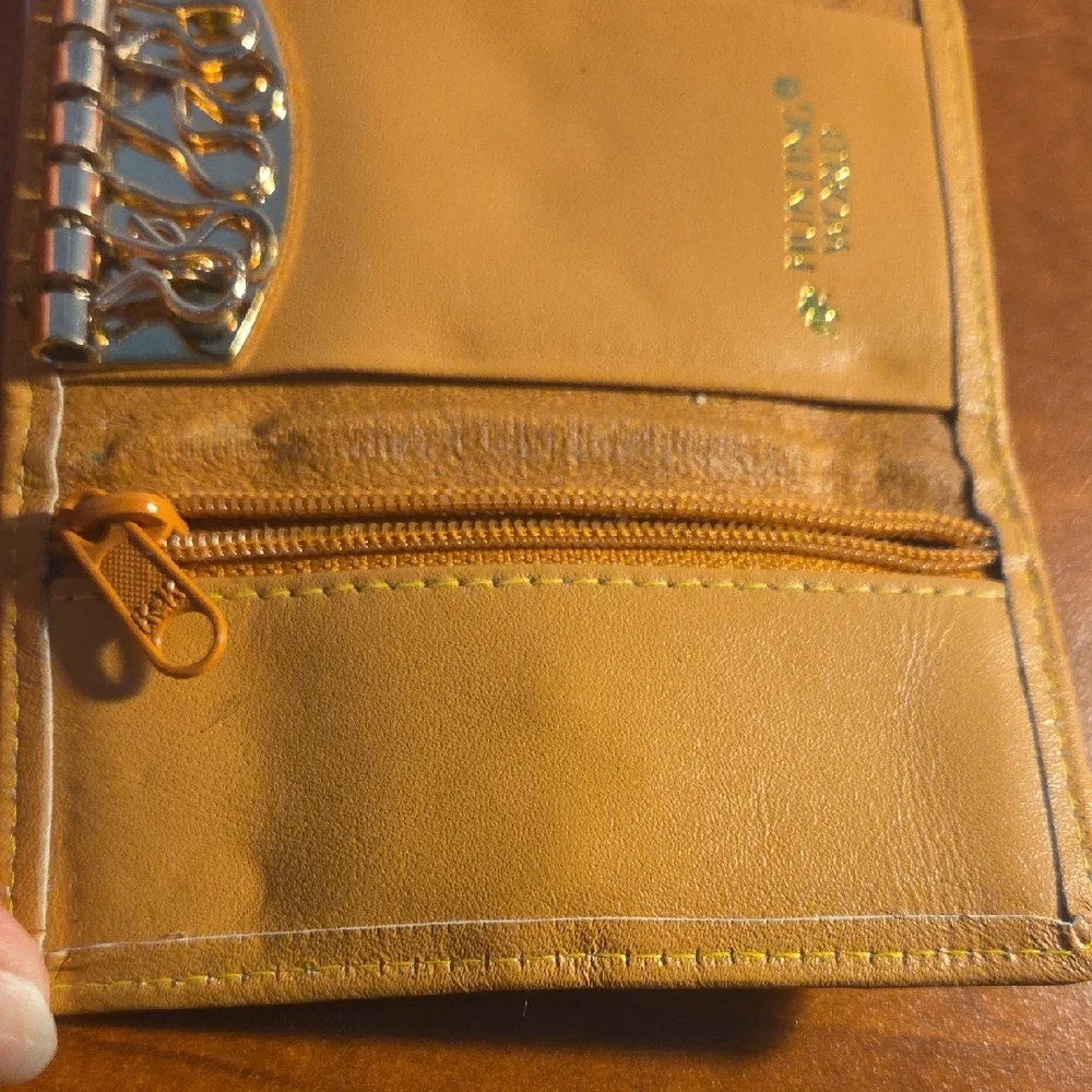 Hunting World Green Leather Key Wallet with Brown Logo